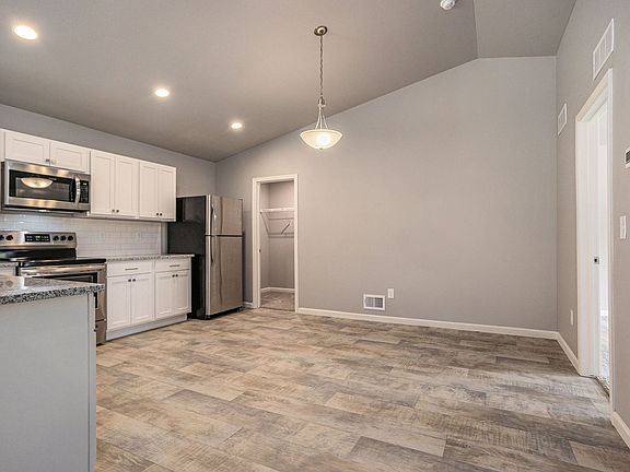 3rd image of 3053 Sedge Wren Dr