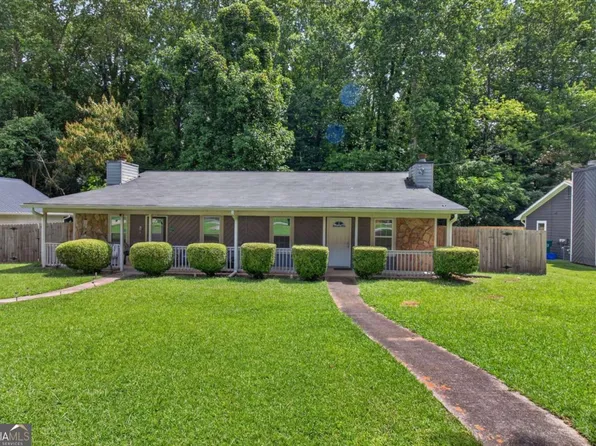 2141 Valley Oaks Dr SE, Smyrna, GA 30080