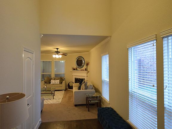 Walkway into House. Small closet to the left and Walkway into the Living Room
