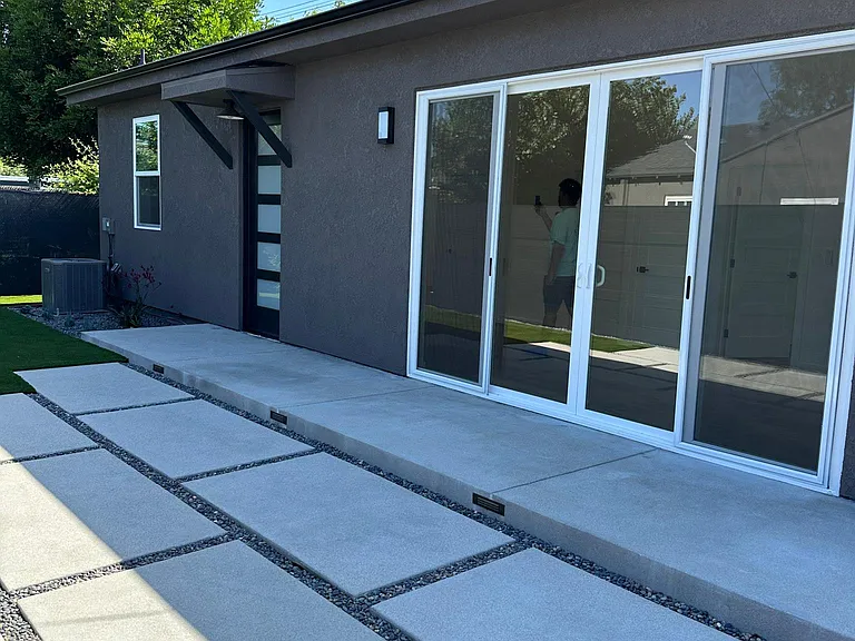 1845 N Screenland Dr — Photo 26