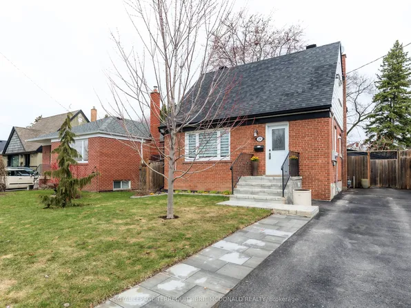 24 Boem Ave, Toronto, ON M1R 3T1