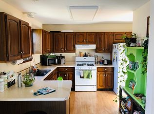 27 Barlow St, Saint Albans, VT 05478