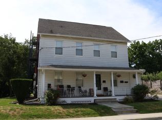 15 Fulton St #C, Wappingers Falls, NY 12590