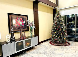 335 Rathburn Rd W #1811, Mississauga, ON L5B 0C8