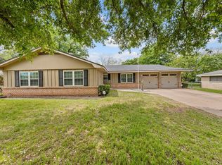 436 Topeka Dr, Woodway, TX 76712