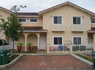 17821 NW 74th Ct, Hialeah, FL 33015