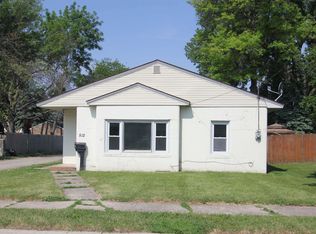 512 S Polk Pl, Mason City, IA 50401