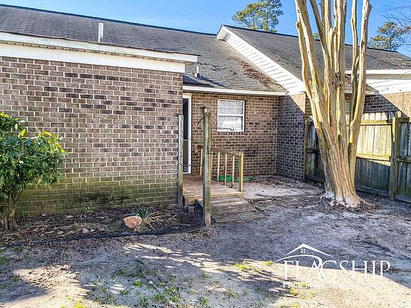 5th image of 1805B Summerhaven Dr