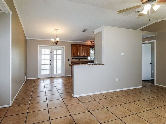 5th image of 13238 Drysdale St