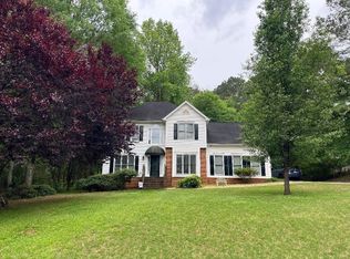 10 Inland Cir, Newnan, GA 30263