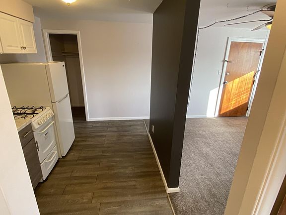 5th image of 4400 Rocky River Dr #211