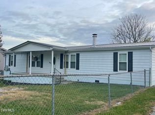 312 McFarland Dr, Kingsport, TN 37664