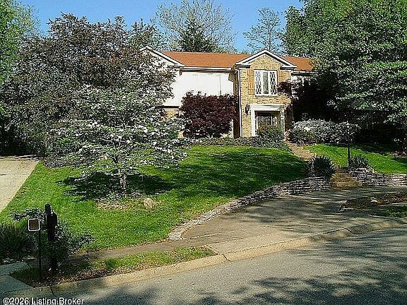 2nd image of 2311 Fallsview Rd