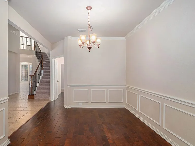 4213 Sharondale Dr — Photo 4