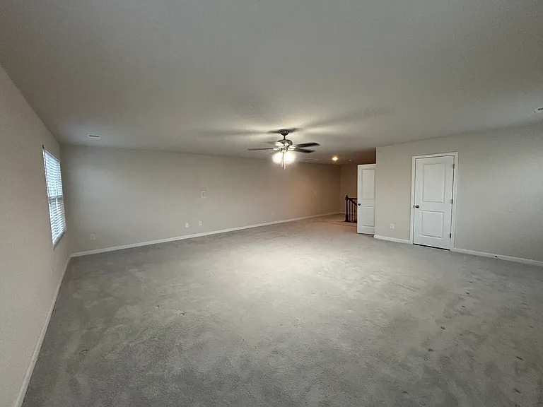 15733 Country House St — Photo 33
