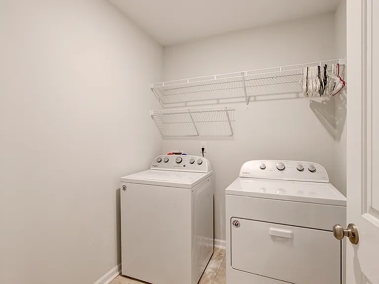 416 Sandfarm Trl — Photo 25