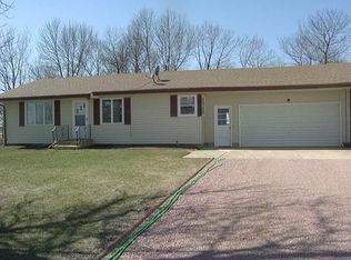 863 70th Ave, Pipestone, MN 56164