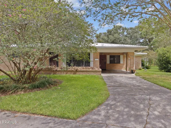 124 N Cemetery St, Saint Martinville, LA 70582