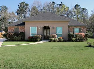 654 Piney Ridge Cir, Madisonville, LA 70447