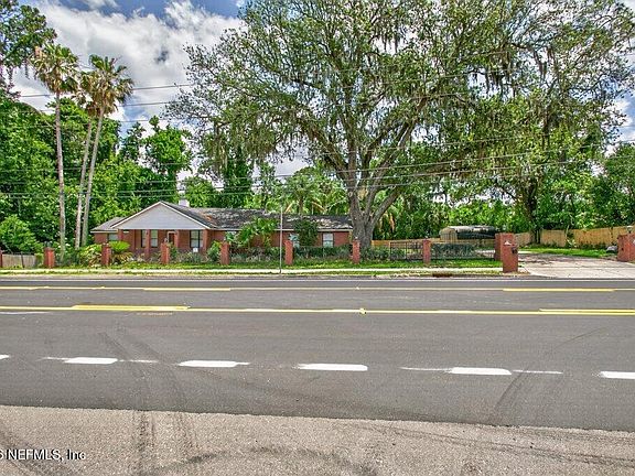 3rd image of 2523 BELFORT Road