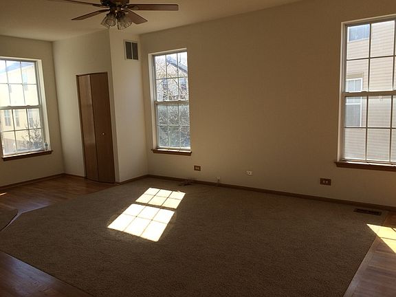 4th image of 646 Littleton Trl #646