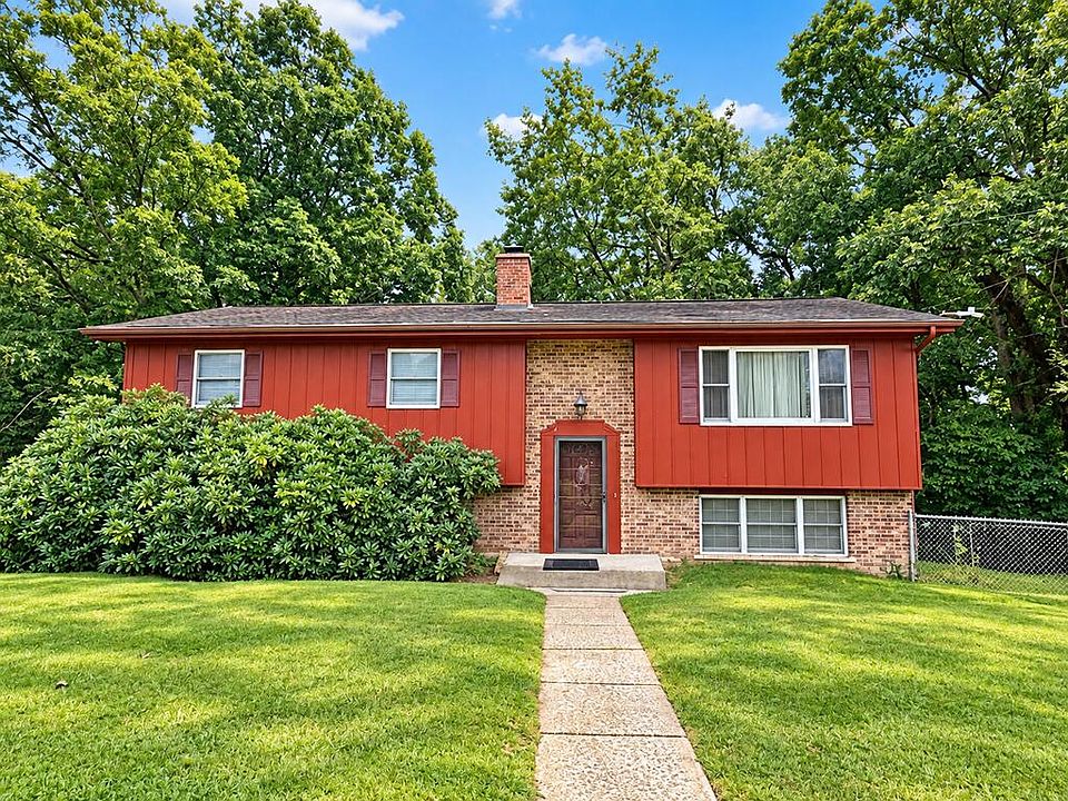 1st image of 133 Amber Dr