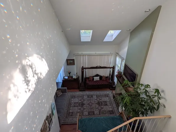 1157 E Cambria Ln S, Lombard, IL 60148