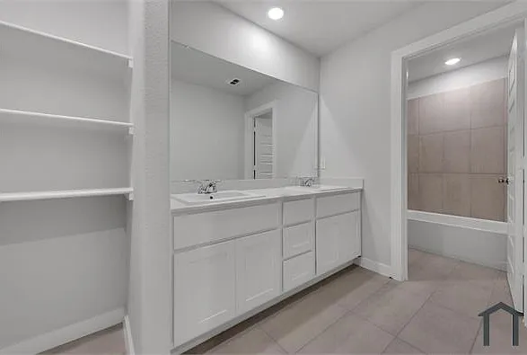 711 Knox River Dr — Photo 20