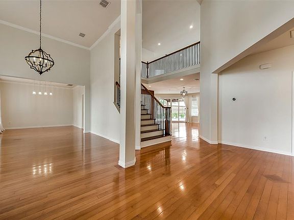 5th image of 2613 Gull Lake Dr