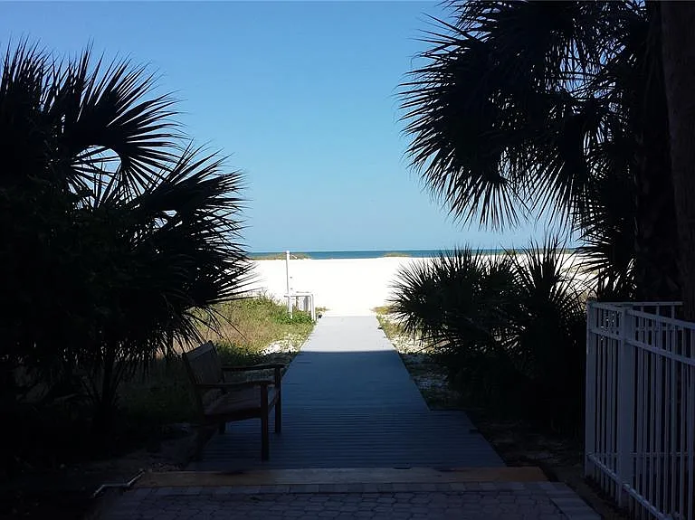 1270 Gulf Blvd #302 — Photo 3