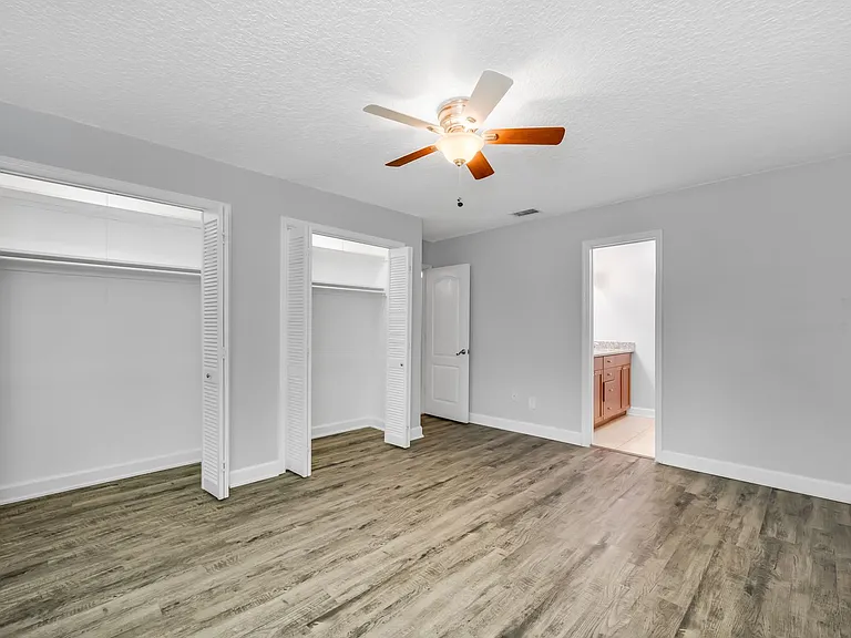 Century Oaks — Photo 15