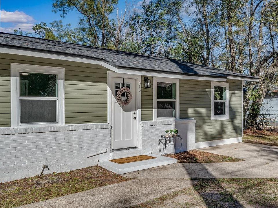 1st image of 516 Castlewood Dr
