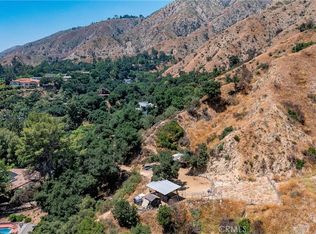 3597 Shaw Ranch Rd, Pasadena, CA 91107