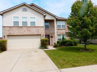 7101 N Lyndhurst Xing, McCordsville, IN 46055