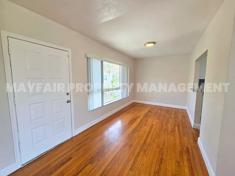 701 NE 16th Ave — Photo 21