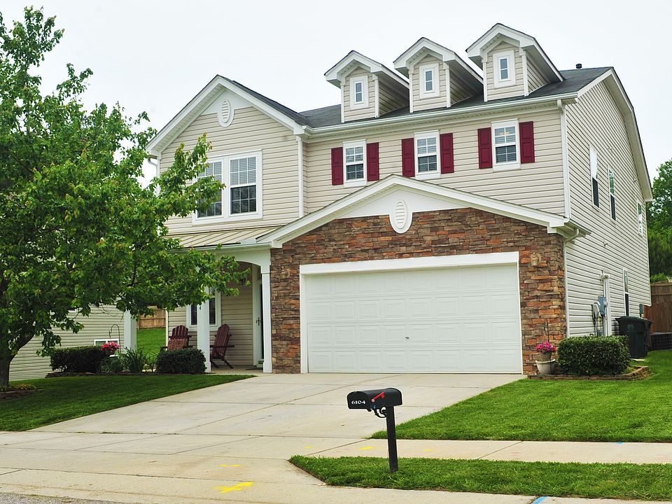 Great curb appeal!