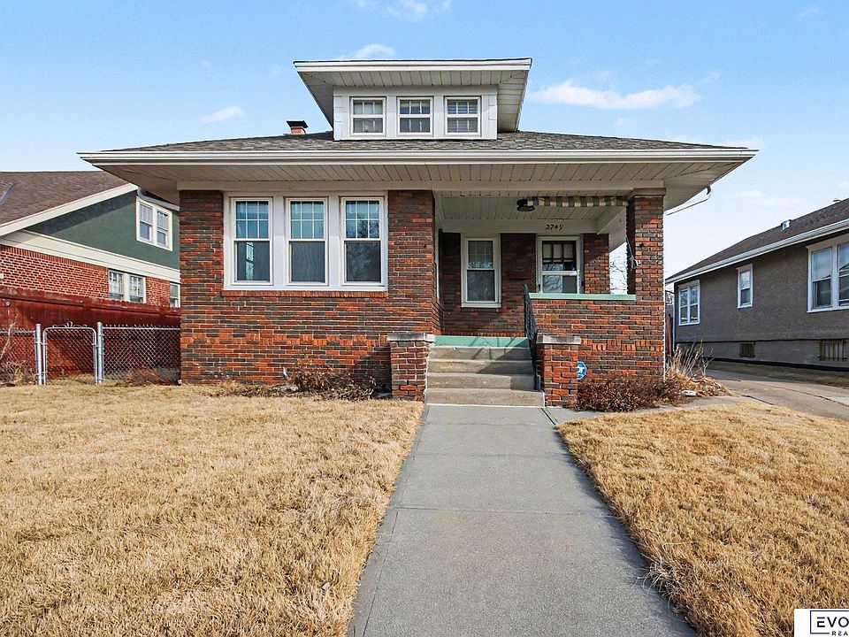 1st image of 2749 N 47th Ave