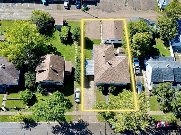 2nd image of 5044 49th St