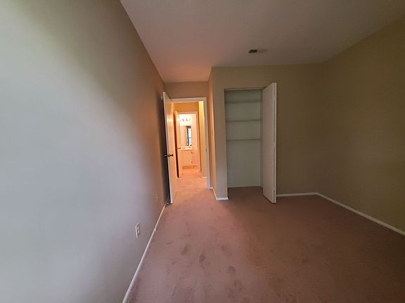 5th image of 327 Thalia Station Ct