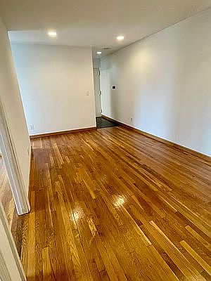 3rd image of 370 W 30th St APT 8A