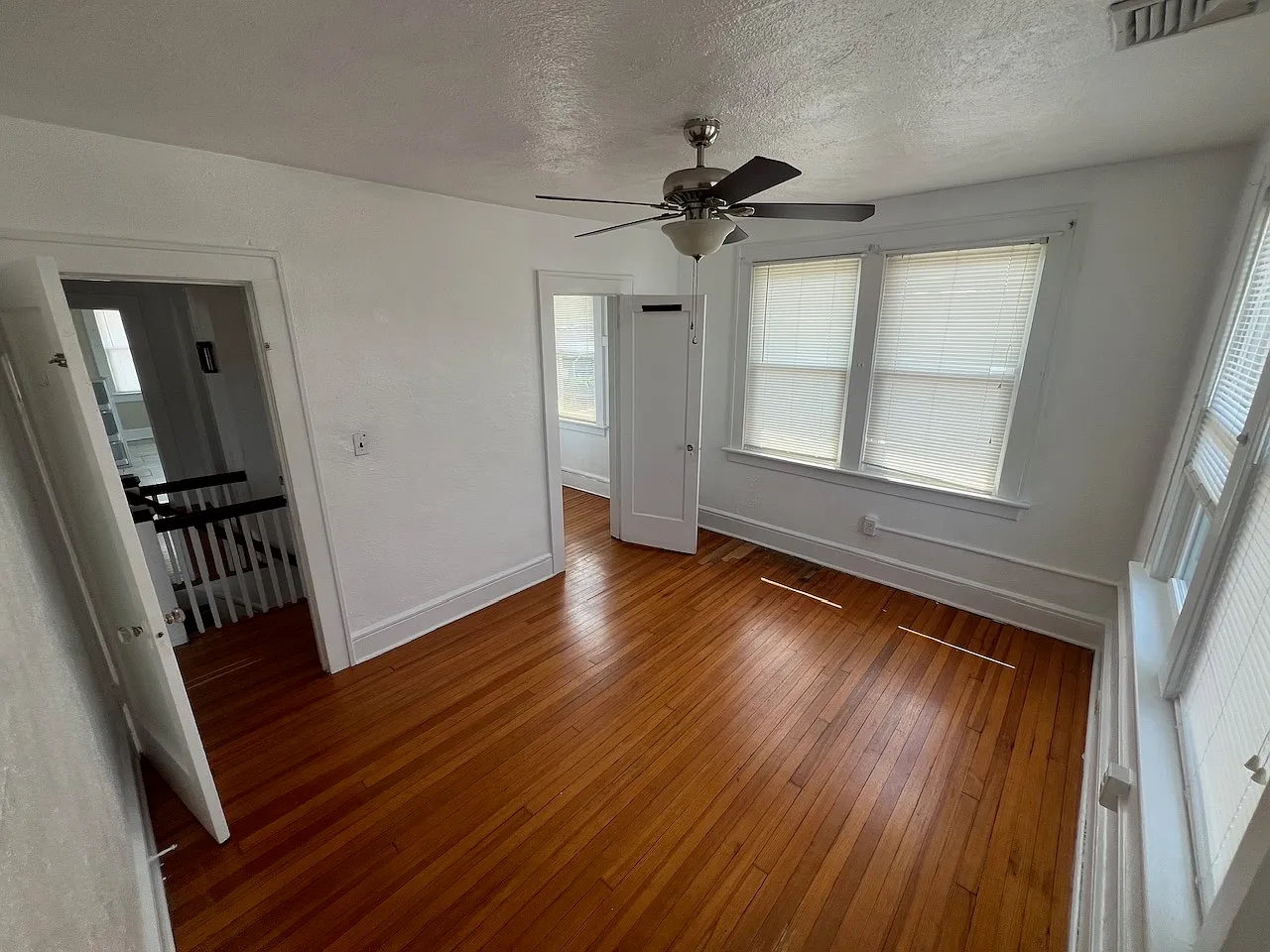 2 bed, $2,350 — Photo 4