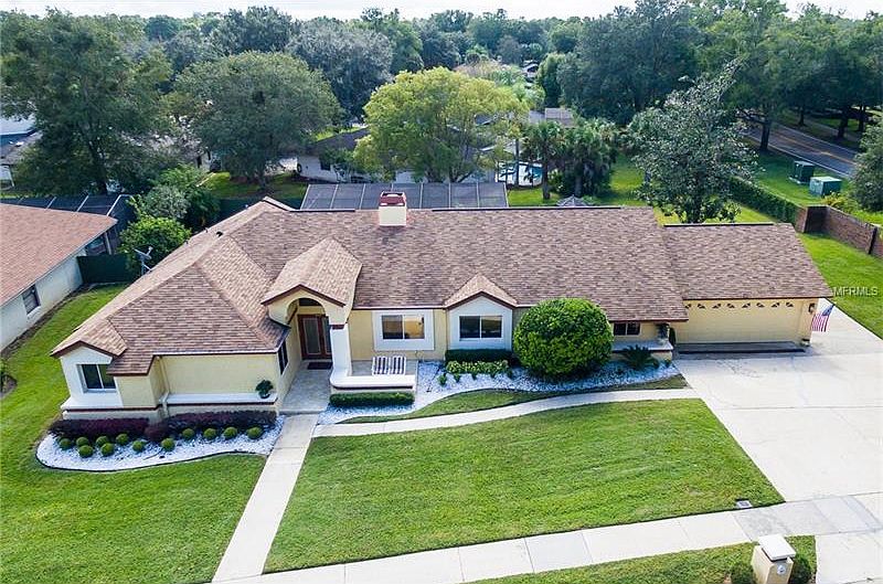 1st image of 601 Longmeadow Cir