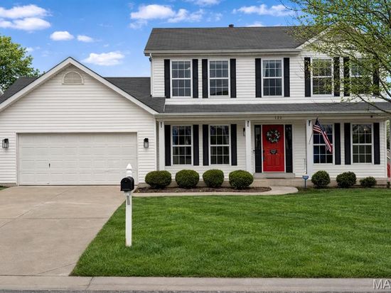 121 Majestic Lakes Blvd, Moscow Mills, MO 63362