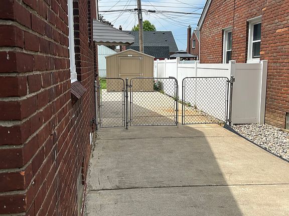 2nd image of 1288 12th St