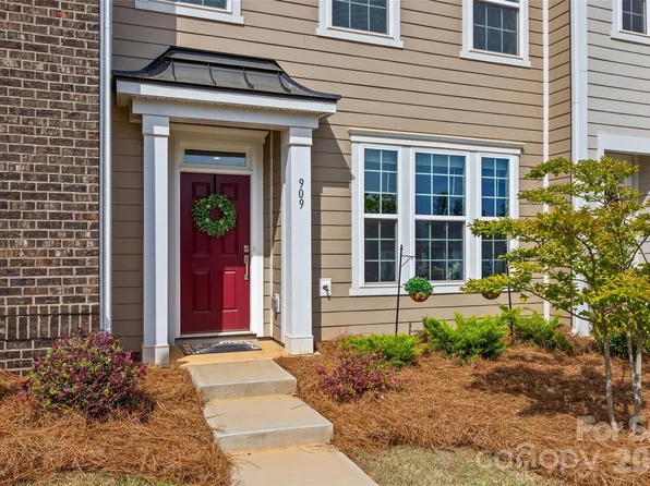909 Cobbled Way, Fort Mill, SC 29715