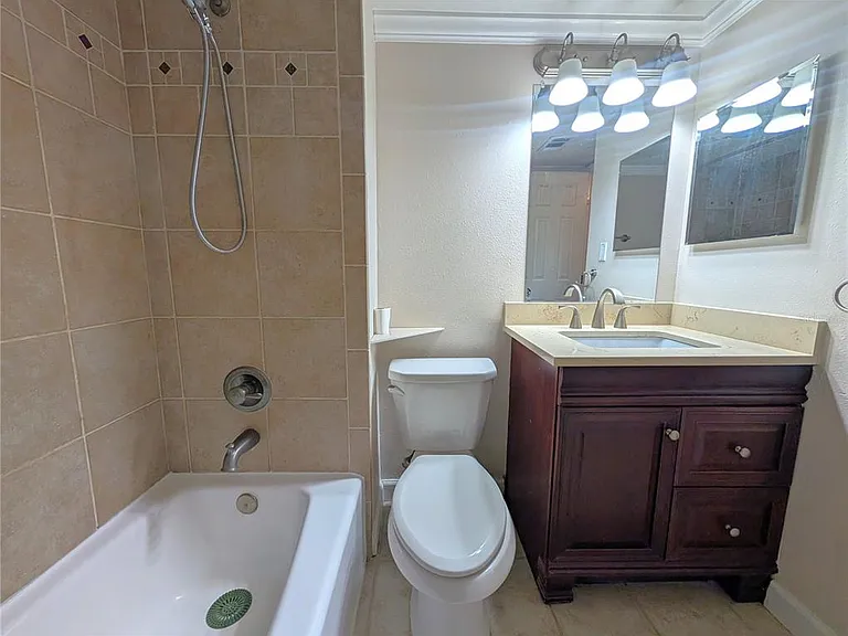 105 S Obrien St #214 — Photo 14