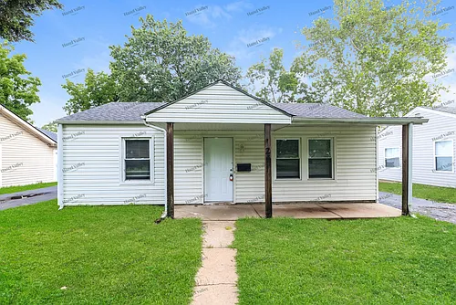 26 Florval Dr Photo 1