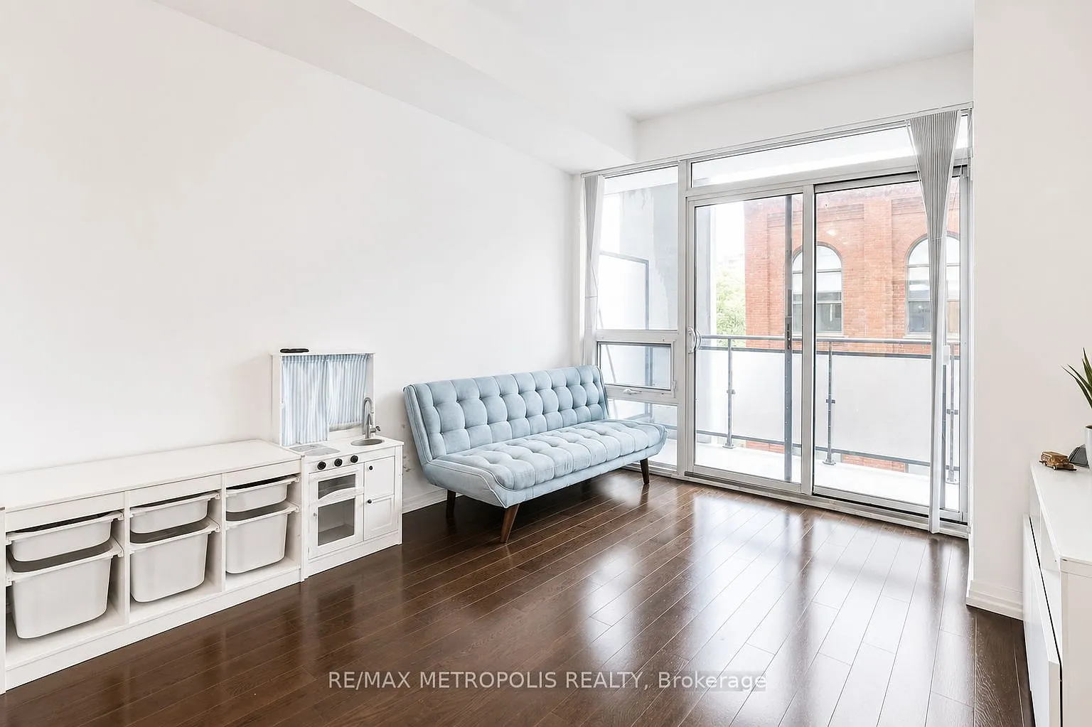 2 bed, $2,450 — Photo 3