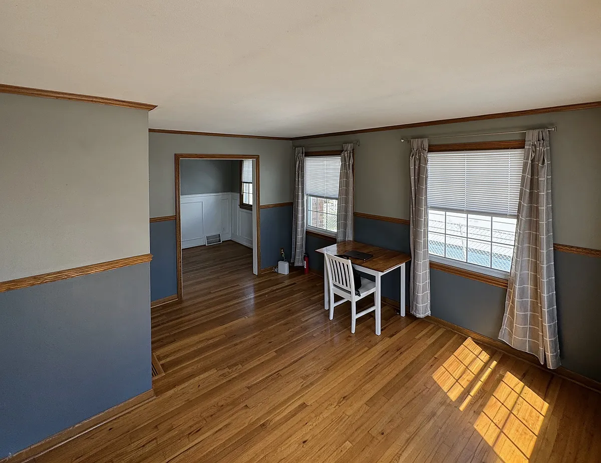 Building Photo - 12756 Venness St