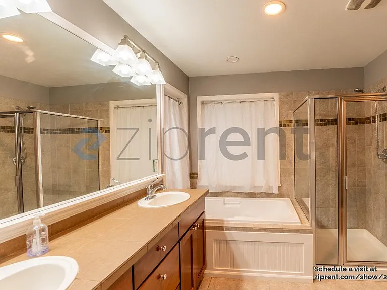 18331 35th Dr SE — Photo 12